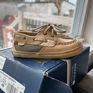 Infant Bluefish Sperry shoes Linen/oat size 4c